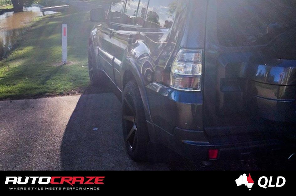 MITSUBISHI PAJERO AVALANCHE MACHINED FACE MATTE BLACK DARK TINT